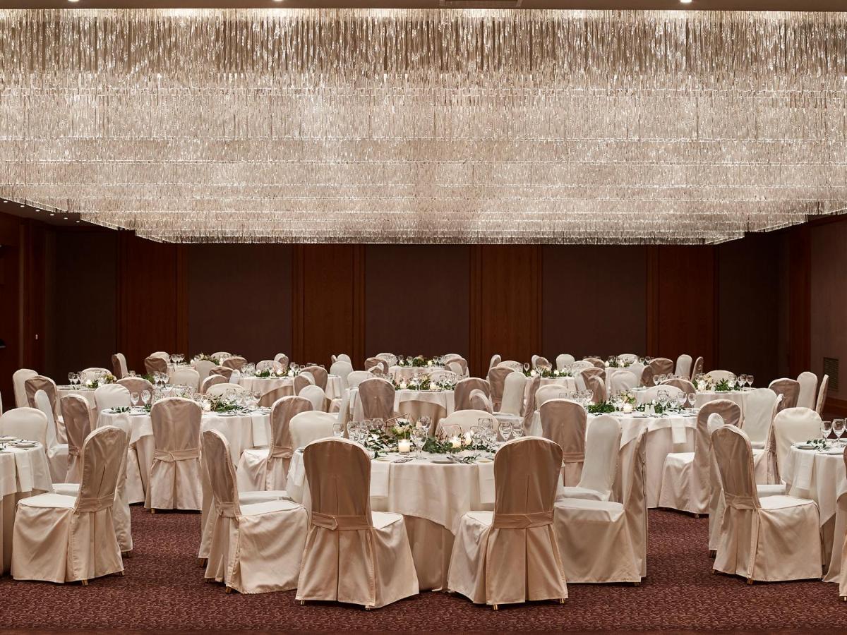 Hotel Du Lac Congress Center & Spa อิโออันนินา ภายนอก รูปภาพ The Grand Ballroom