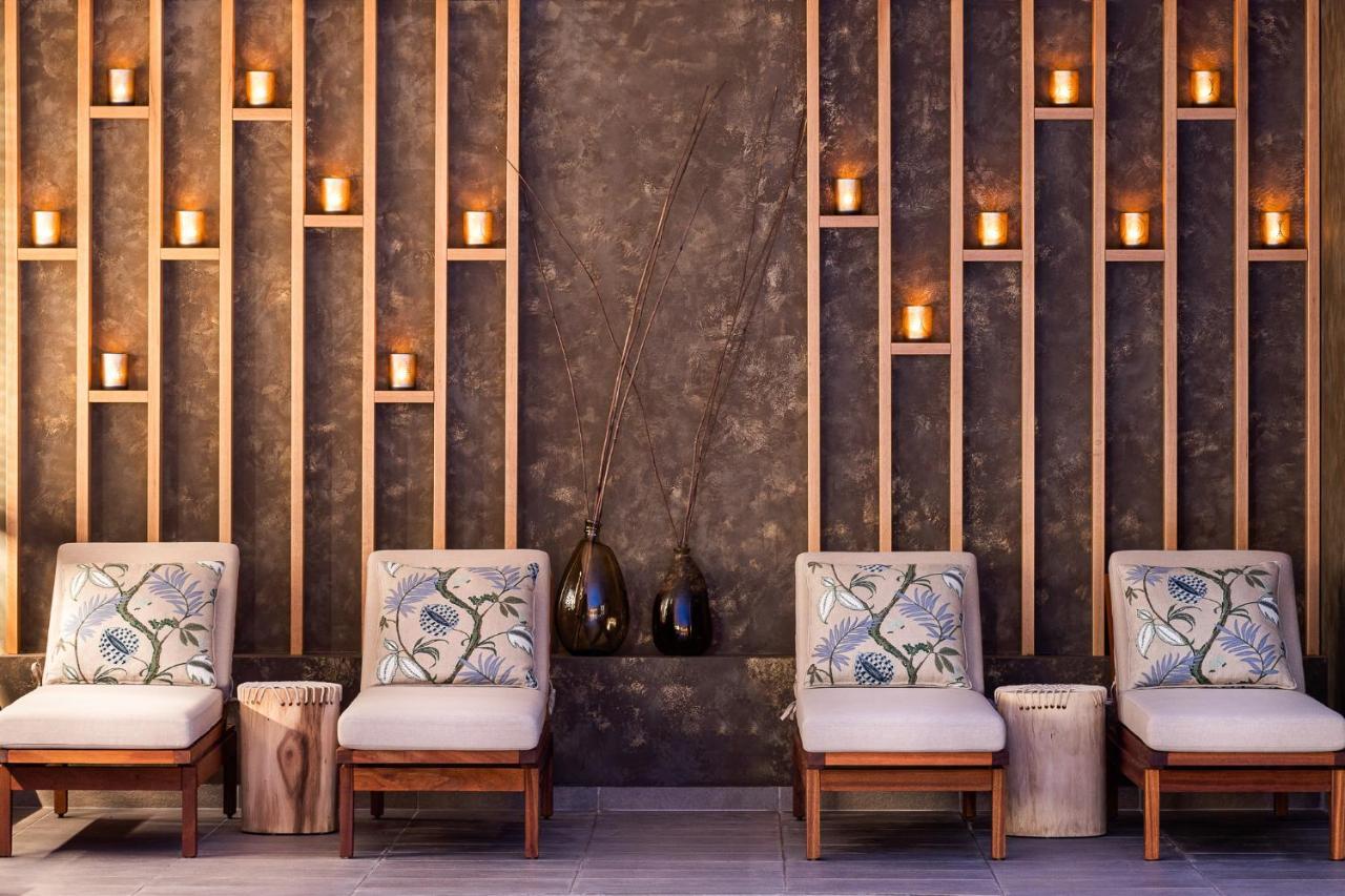 Hotel Du Lac Congress Center & Spa อิโออันนินา ภายนอก รูปภาพ Spa at The Westin Maldives