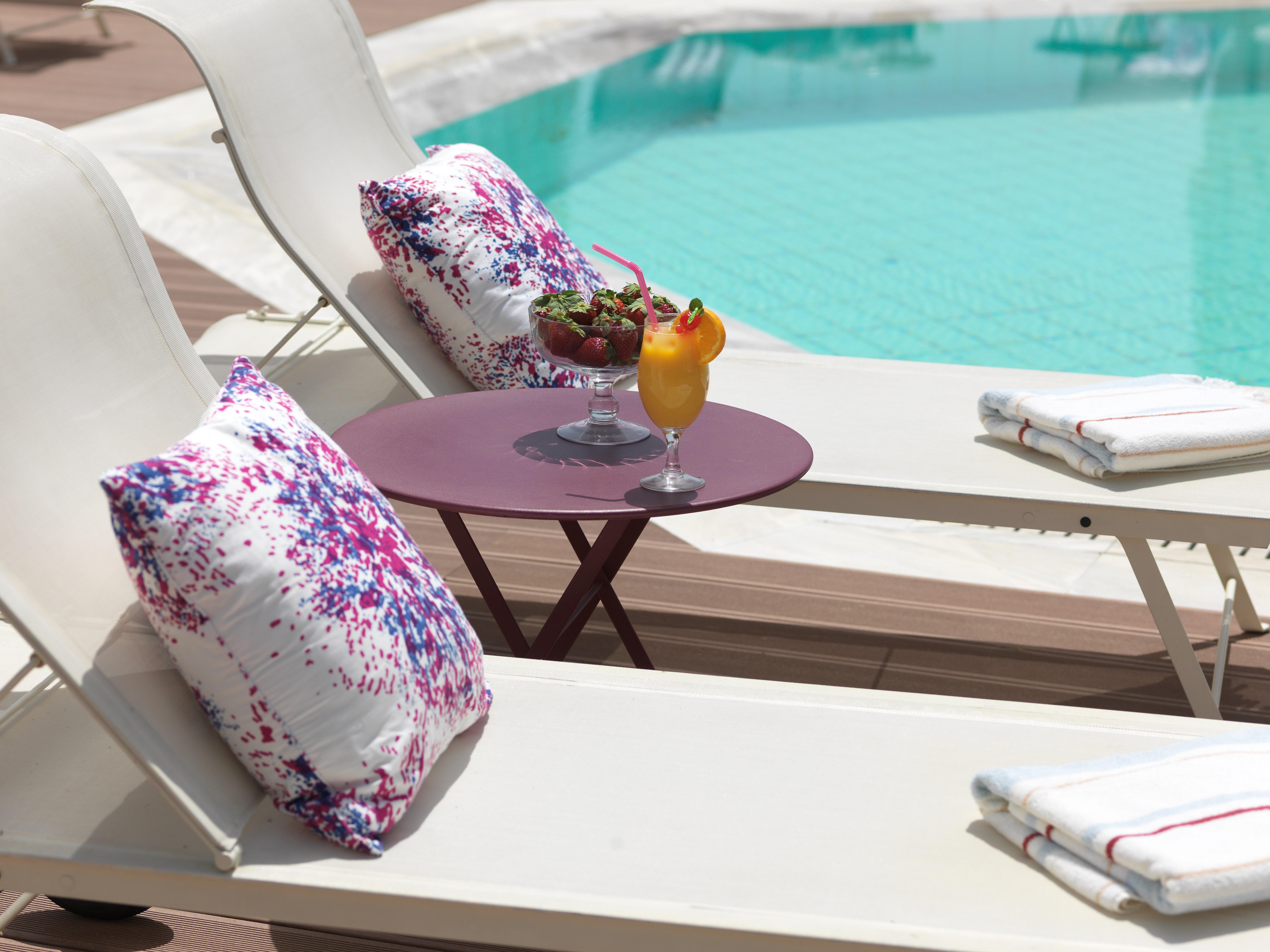 Hotel Du Lac Congress Center & Spa อิโออันนินา ภายนอก รูปภาพ Pool at the Hotel