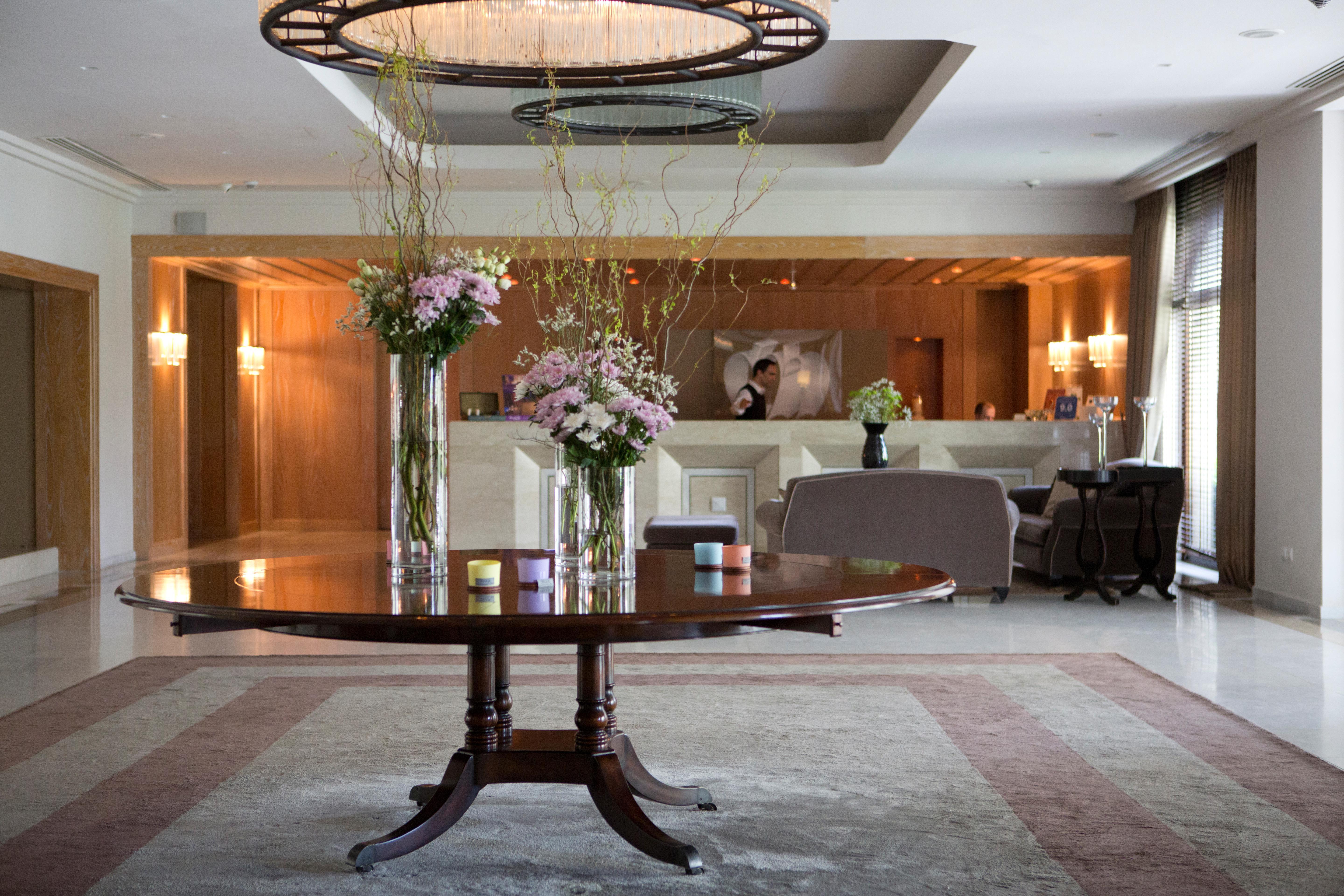 Hotel Du Lac Congress Center & Spa อิโออันนินา ภายนอก รูปภาพ The lobby of the hotel