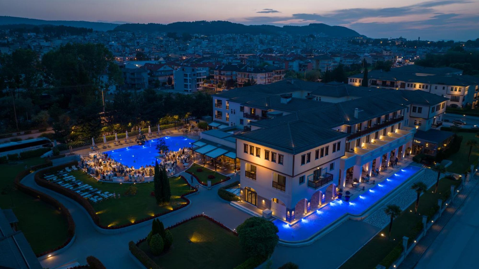 Hotel Du Lac Congress Center & Spa อิโออันนินา ภายนอก รูปภาพ The Westin Athens
