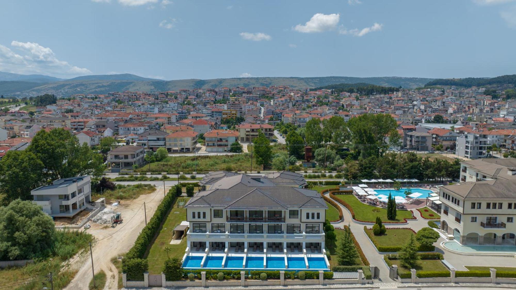 Hotel Du Lac Congress Center & Spa อิโออันนินา ภายนอก รูปภาพ Residential complex in Belgrade